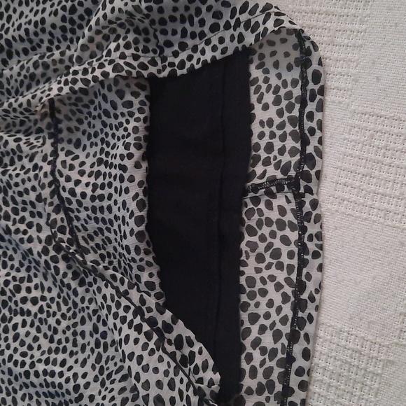 Skirt - Picture 4 of 7